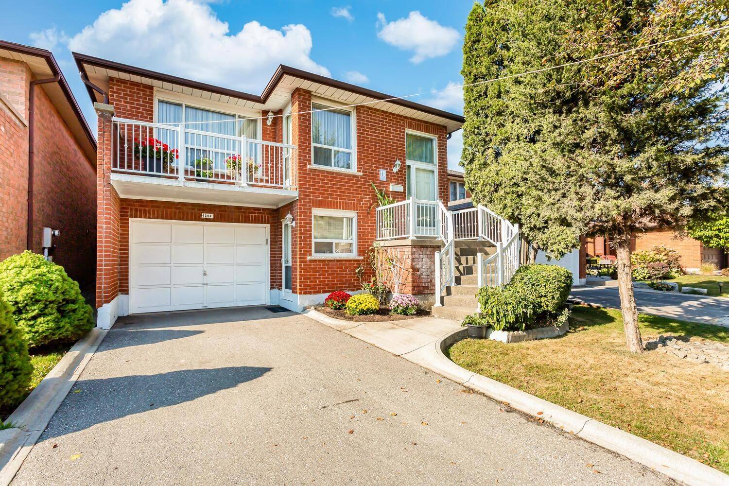 4308 Curia CRES #Lower, Mississauga, ON L4Z 2X4