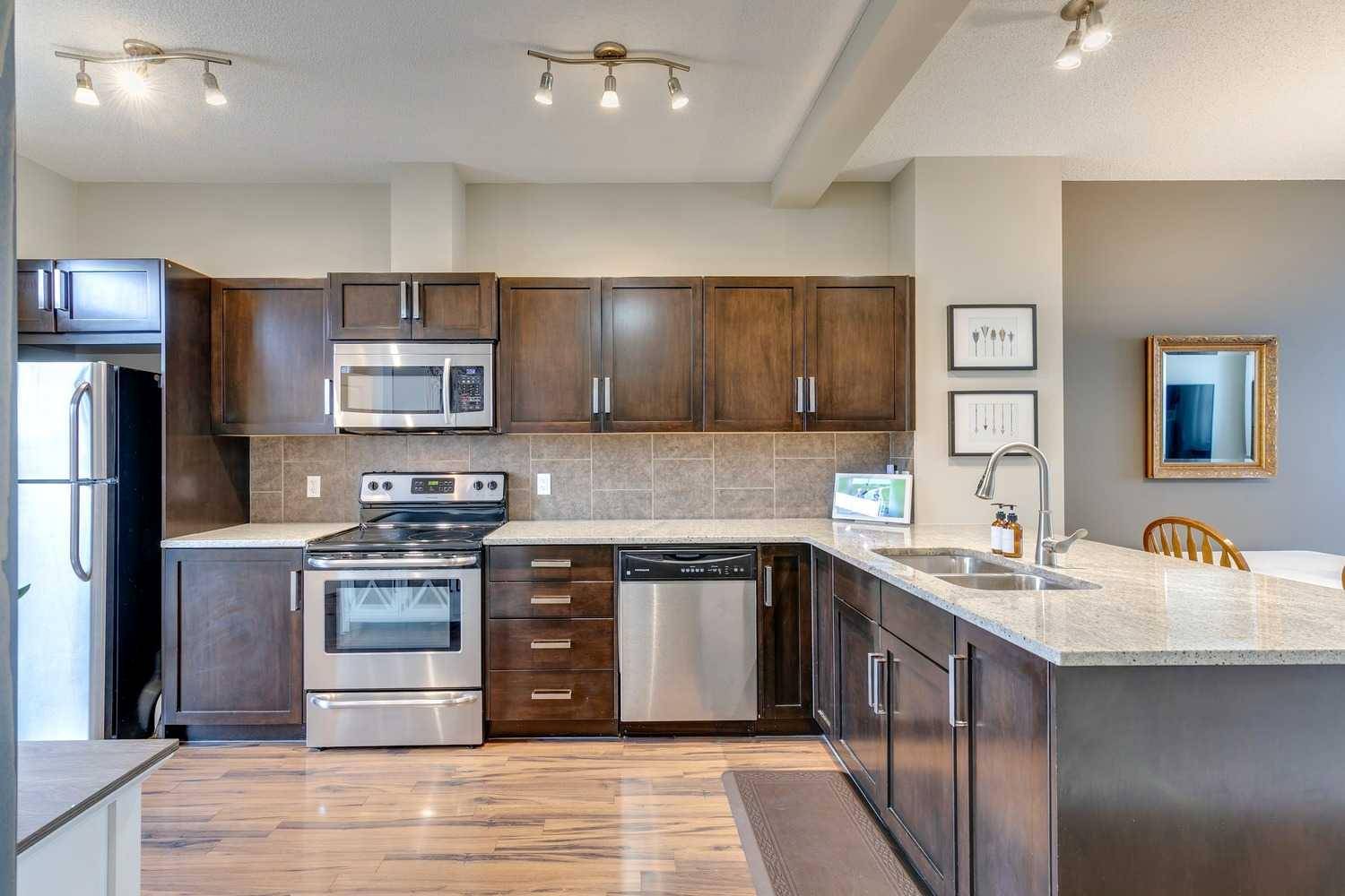 Calgary, AB T2Z1B9,6 New Brighton PT SE