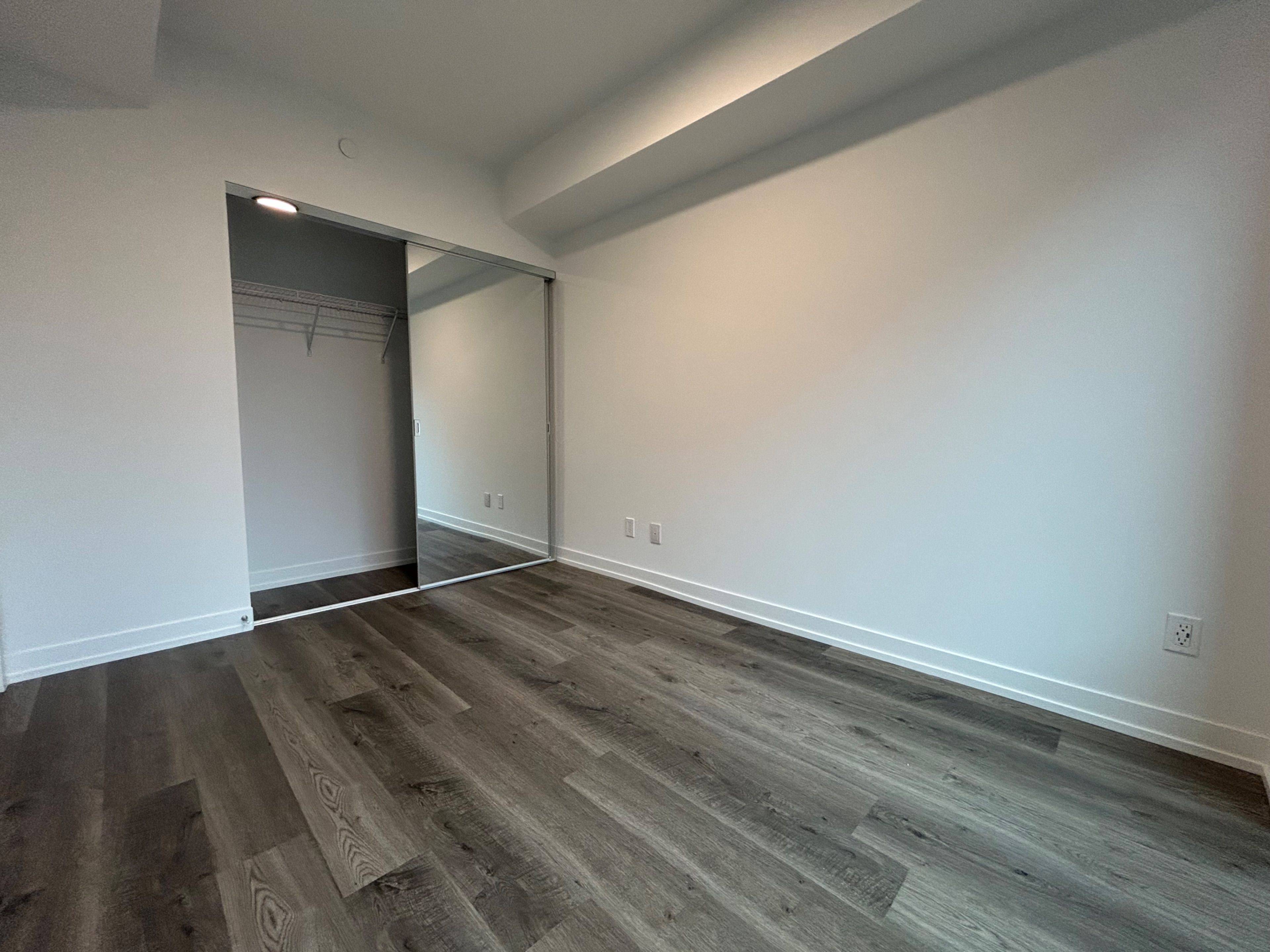 Toronto C02, ON M4W 0B8,771 Yonge ST #505