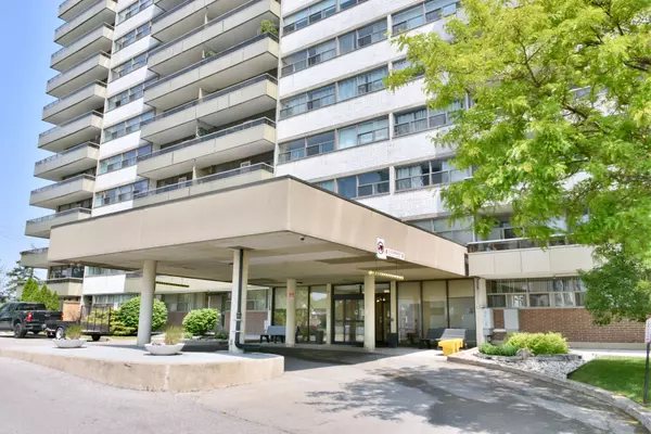 St. Catharines, ON L2T 3J7,215 Glenridge AVE #810