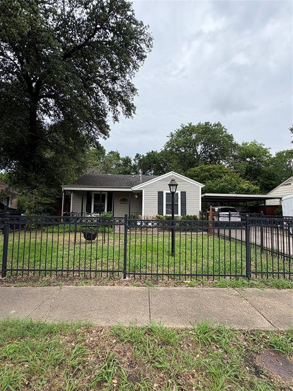 8634 Comer Drive, Dallas, TX 75217