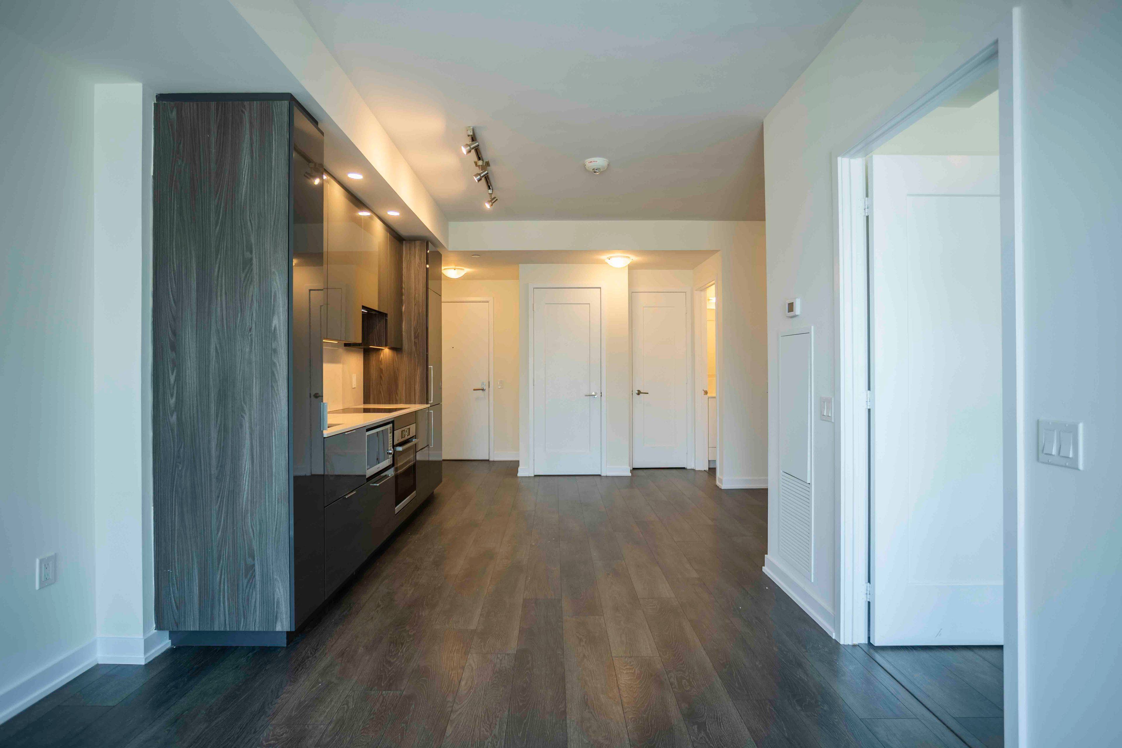 Toronto C08, ON M5E 0E3,28 Freeland ST #1806