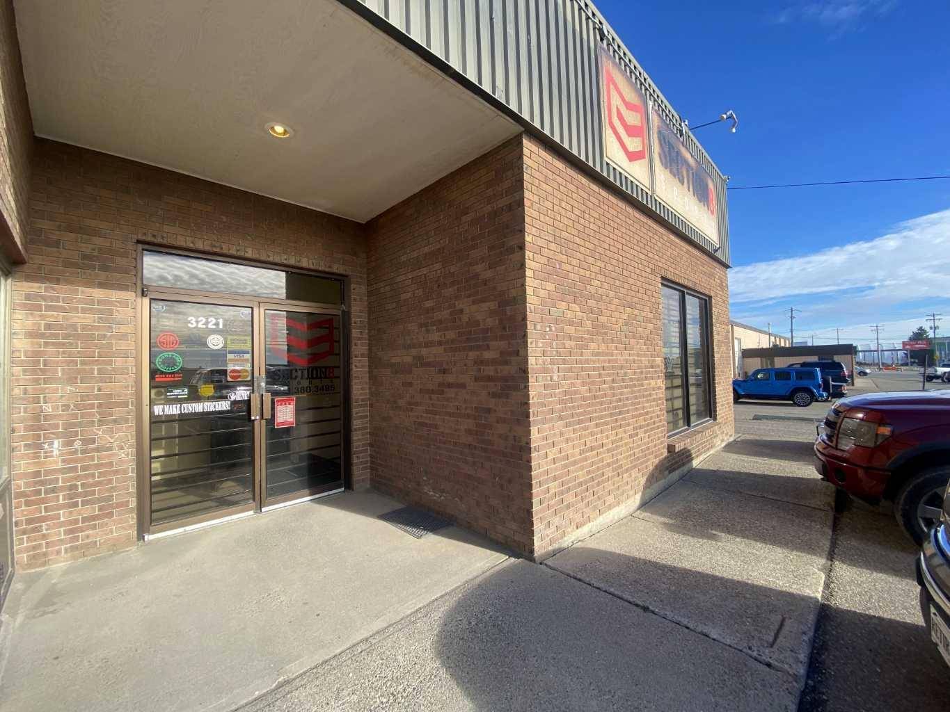 Lethbridge, AB T1H 0C5,3221 2nd AVE