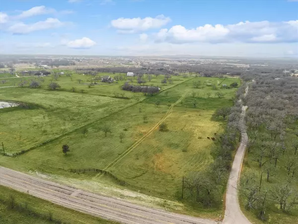 610 Fm-4, Jacksboro, TX 76458