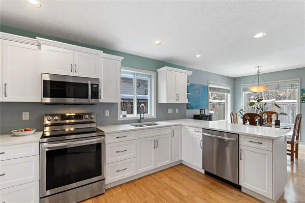 283 Chestnut St Parksville, BC V9P 2V7