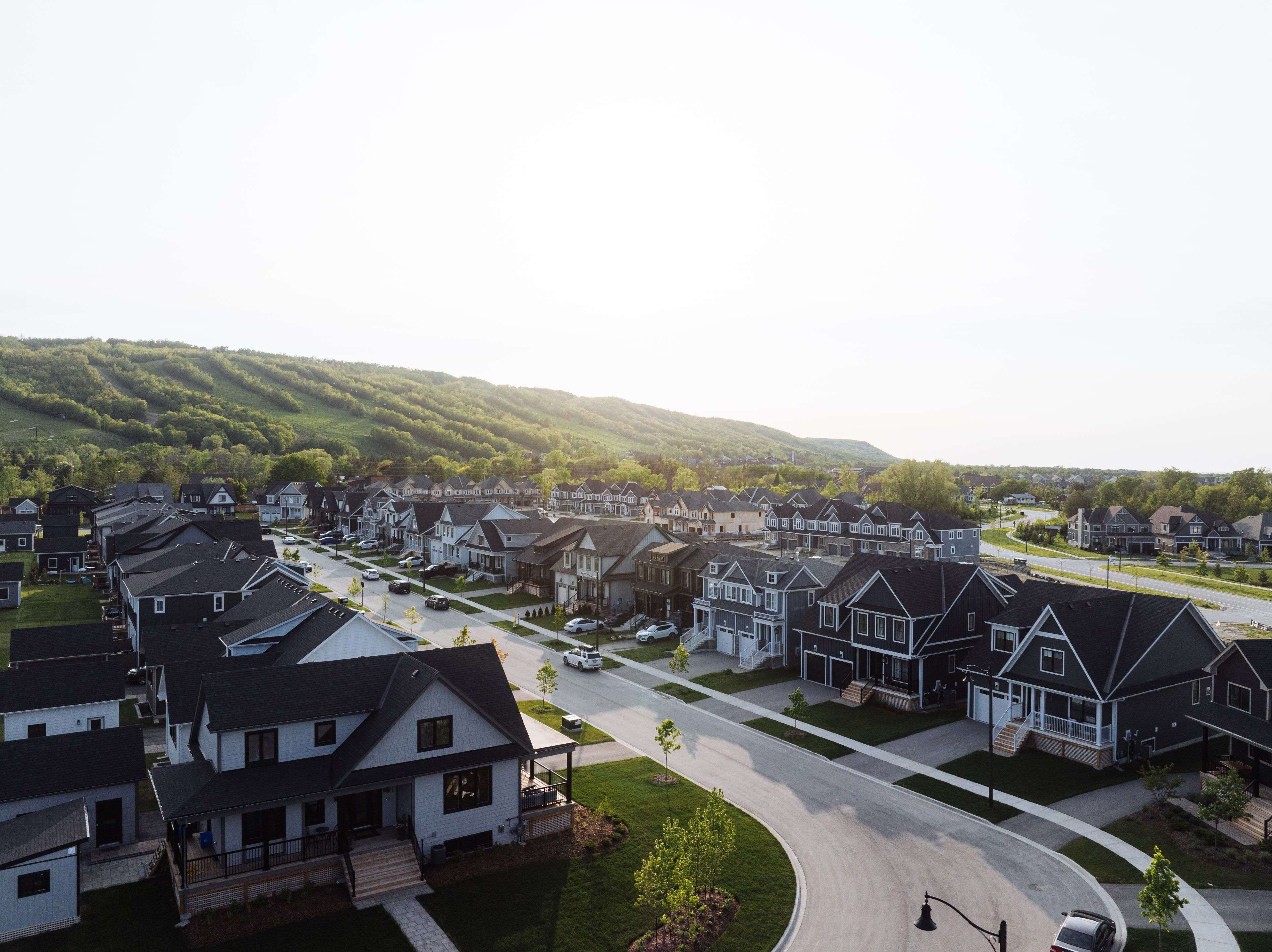 114 Black Willow CRES, Blue Mountains, ON L9Y 5L8