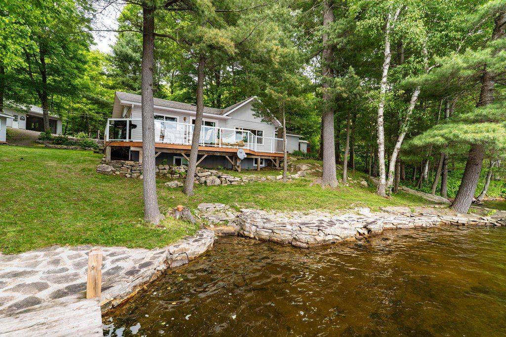Algonquin Highlands, ON K0M 1S0,1131 BUCKSLIDE RD