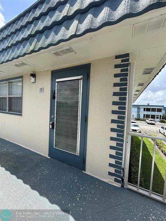 Delray Beach, FL 33446,226 BRITTANY E  #226