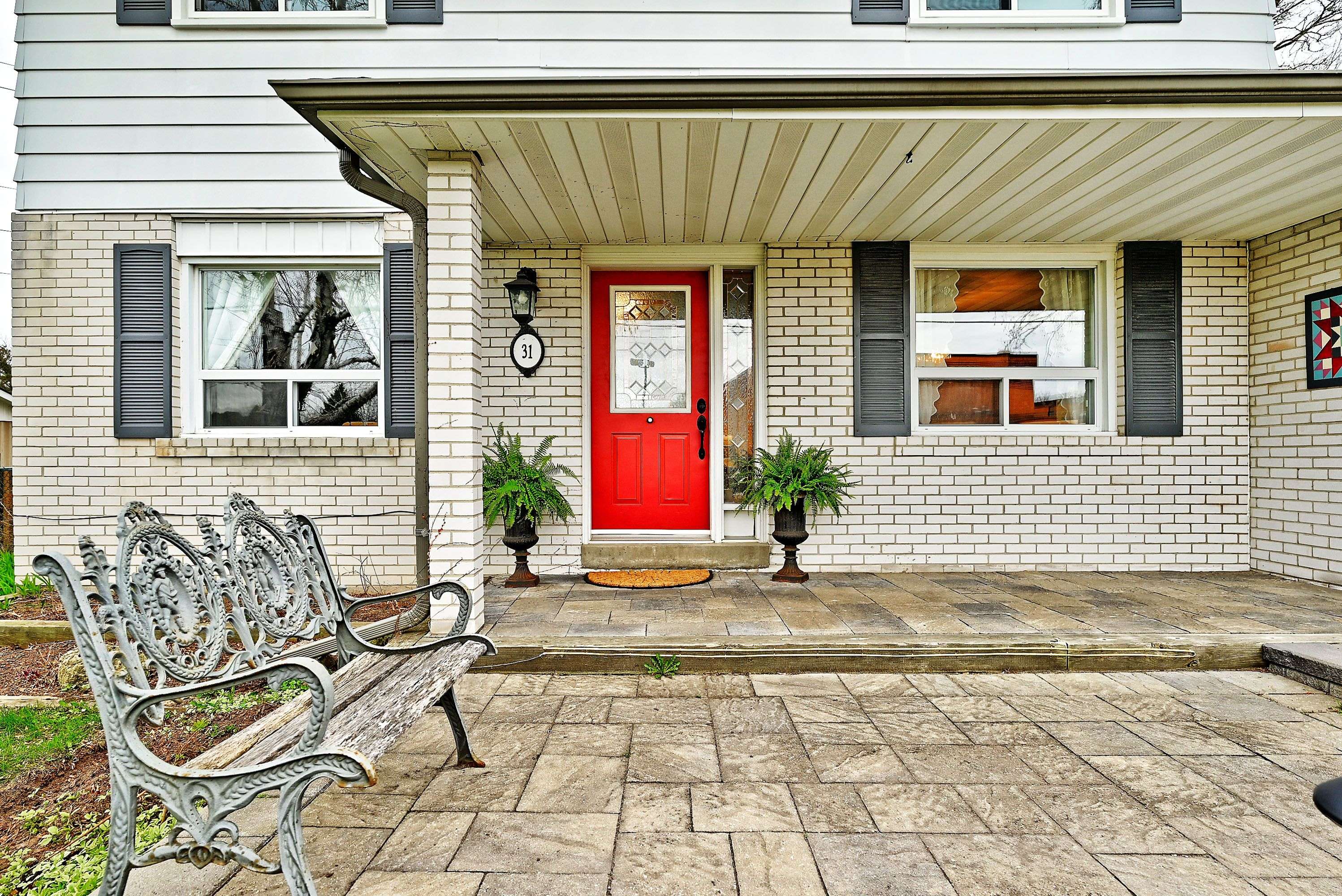 East Gwillimbury, ON L9N 1H5,31 Sunrise ST