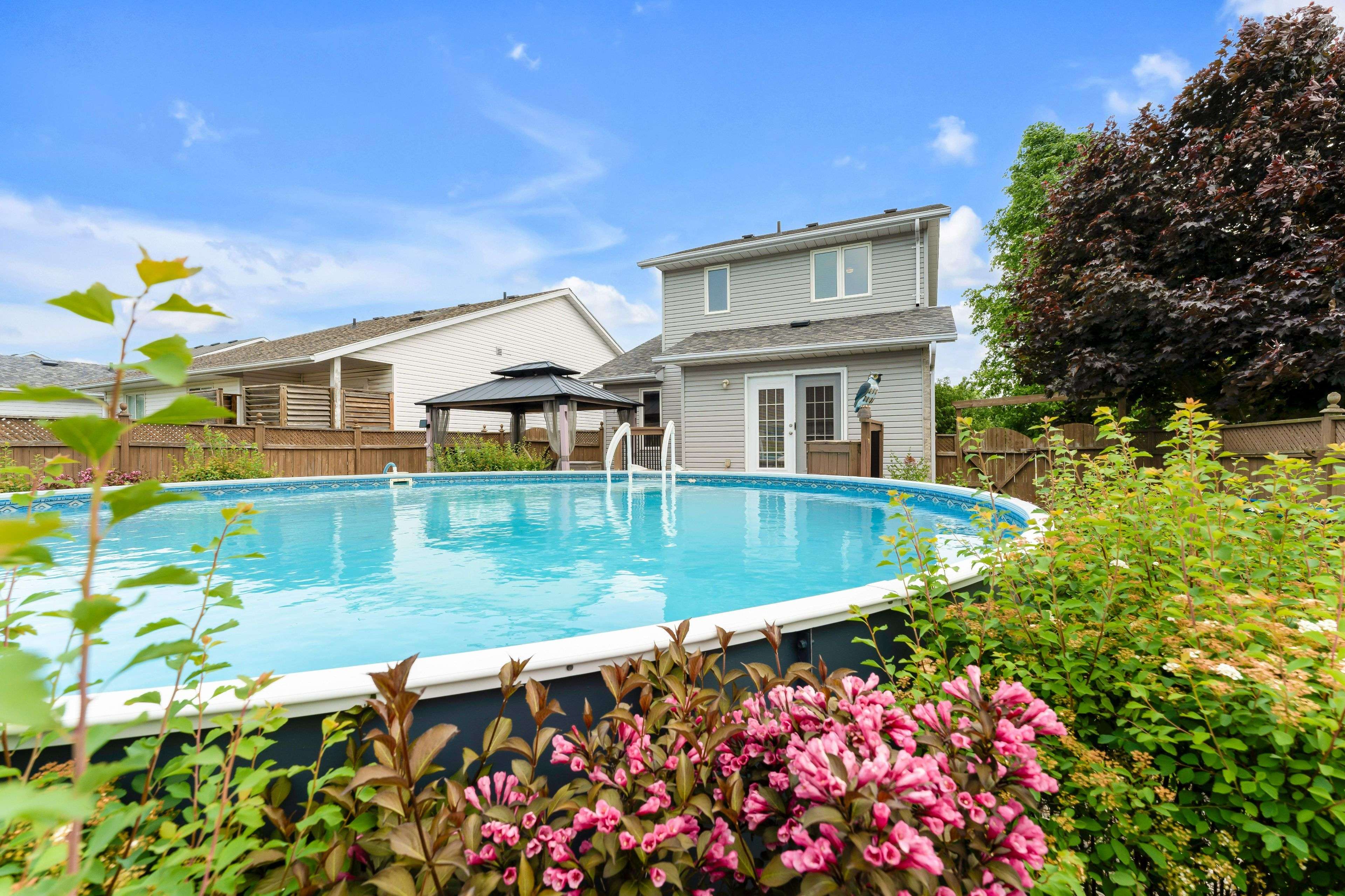 916 Rainbow CRES, Kingston, ON K7K 7H7