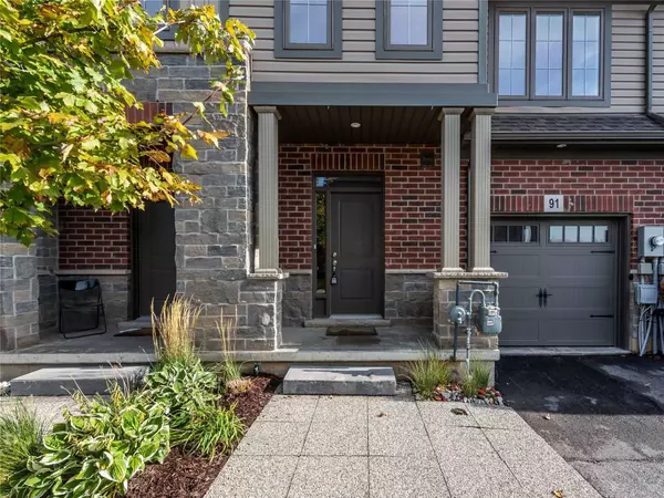 Hamilton, ON L8E 0J5,91 Southshore CRES