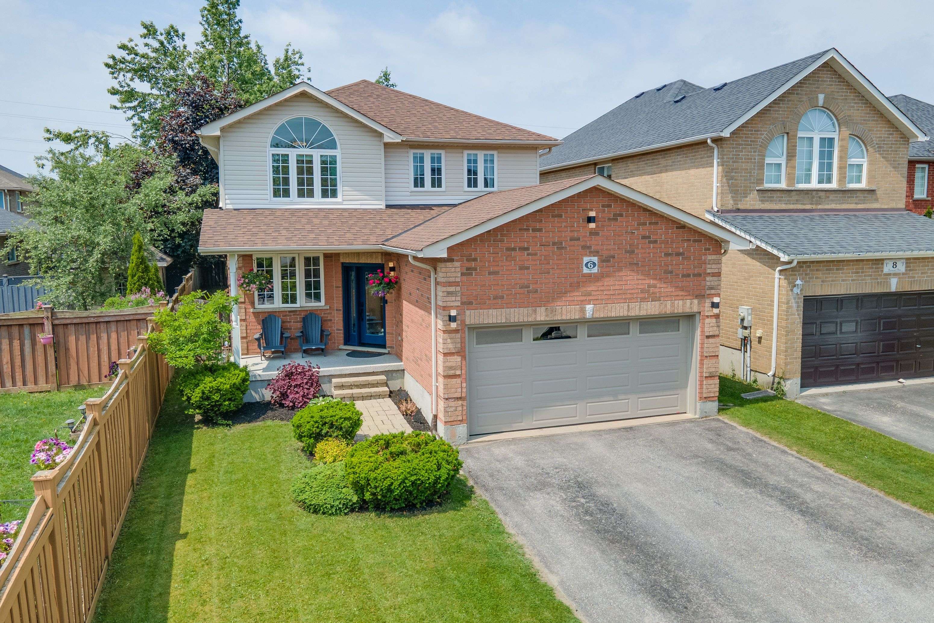 Barrie, ON L4N 0Y9,6 Balmoral PL