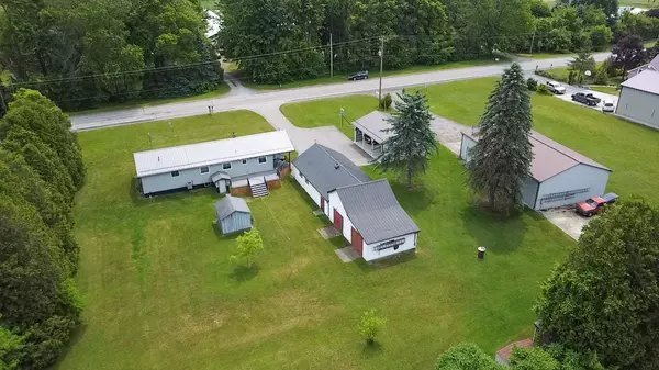 Norfolk, ON N0E 1G0,985 Norfolk County 28 RD