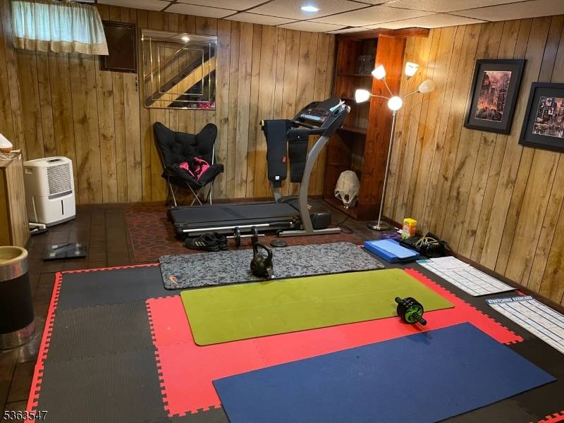 Manville Boro, NJ 08835,235-237 S 20Th Ave