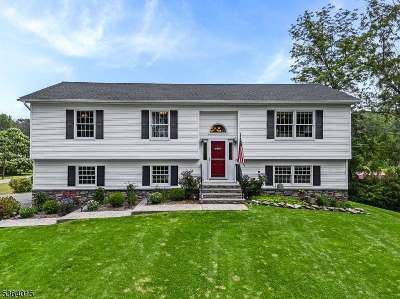 Andover Twp., NJ 07860,31 Arthur Ave