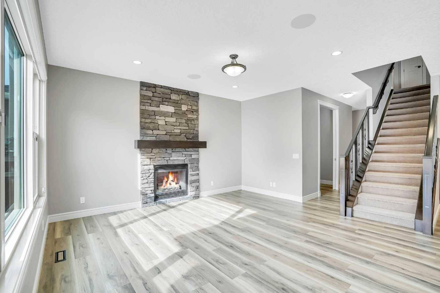 Cochrane, AB T4C0T6,45 Riviera CRES