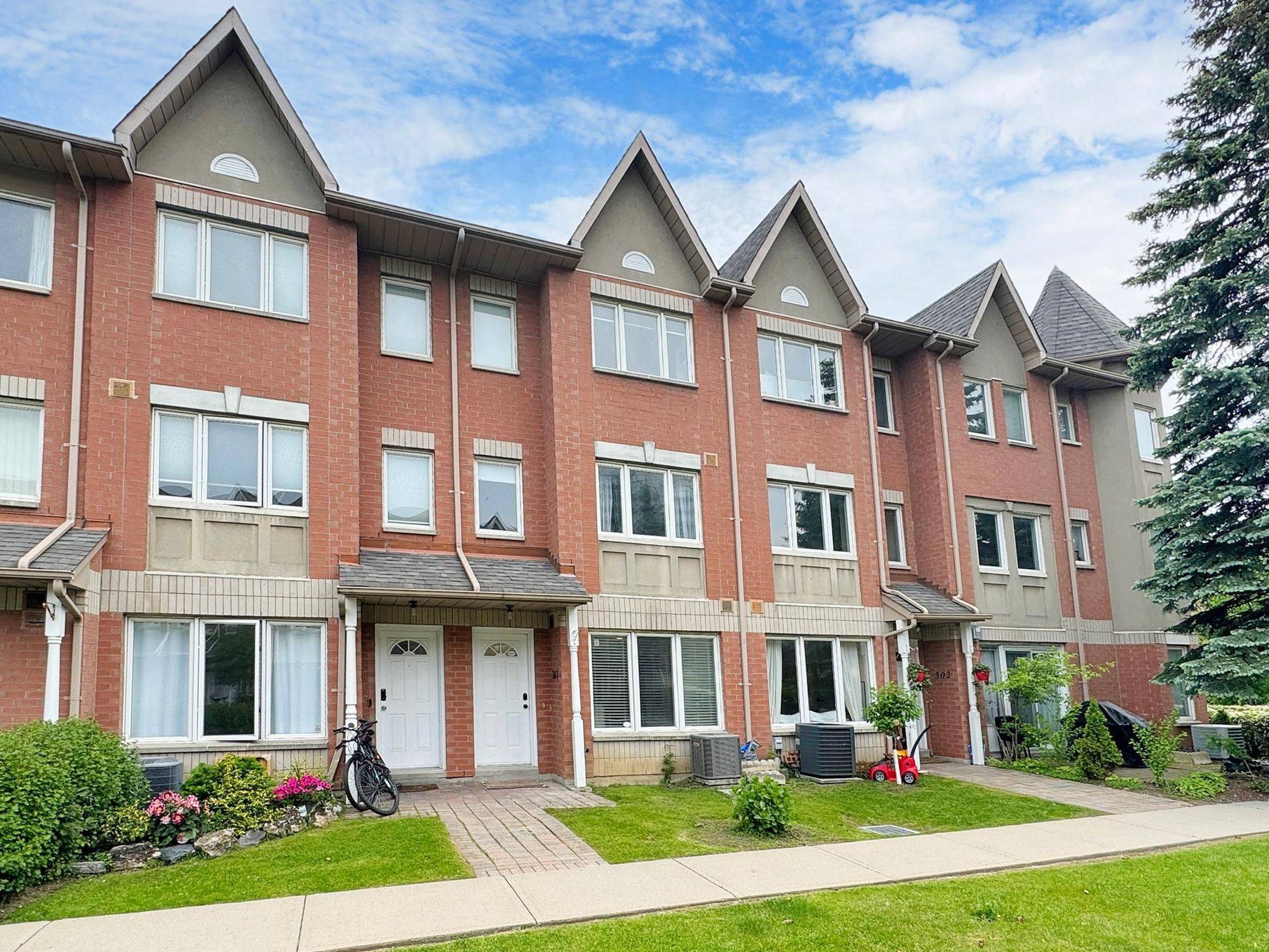 29 Rosebank DR #303, Toronto E11, ON M1B 5Y7