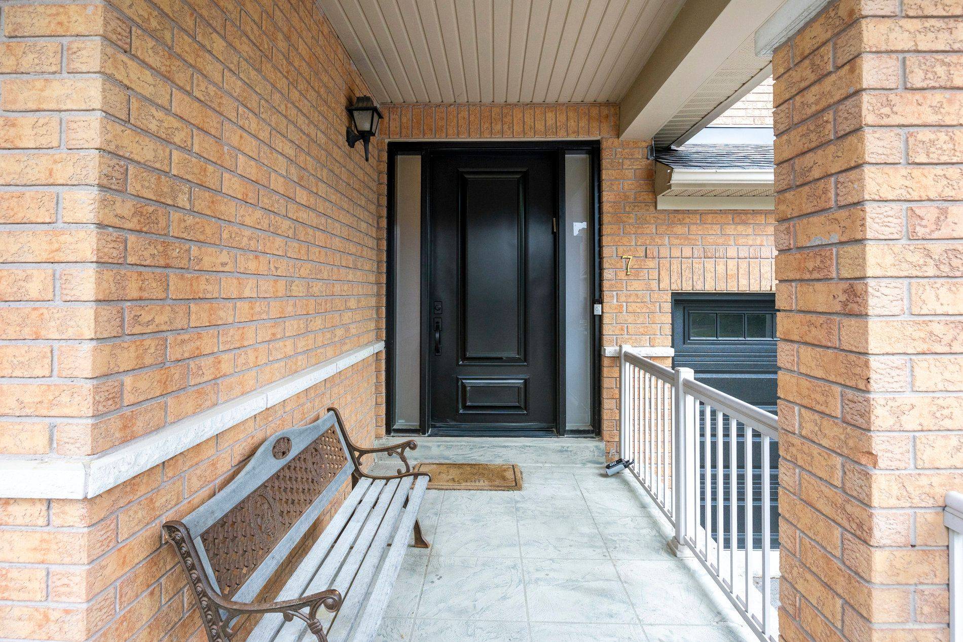 Richmond Hill, ON L4E 4A3,7 Waldron CRES