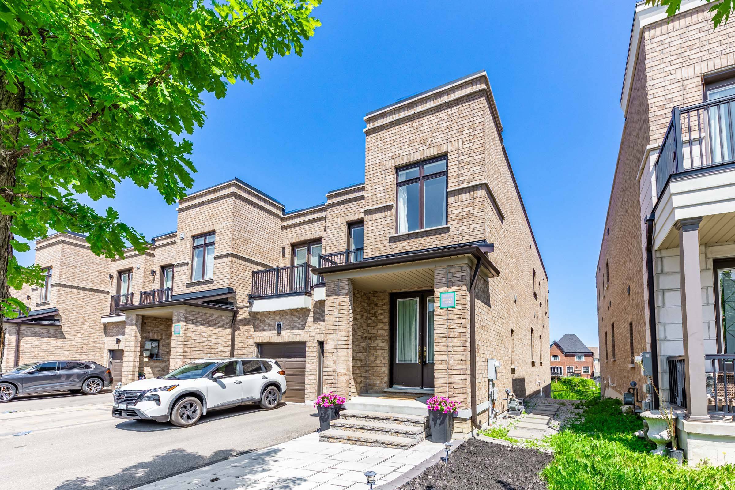 Aurora, ON L4G 2C9,192 Elyse CT
