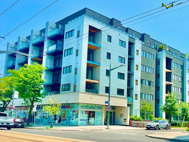 385 Osler ST #311, Toronto W03, ON M6N 2Z4