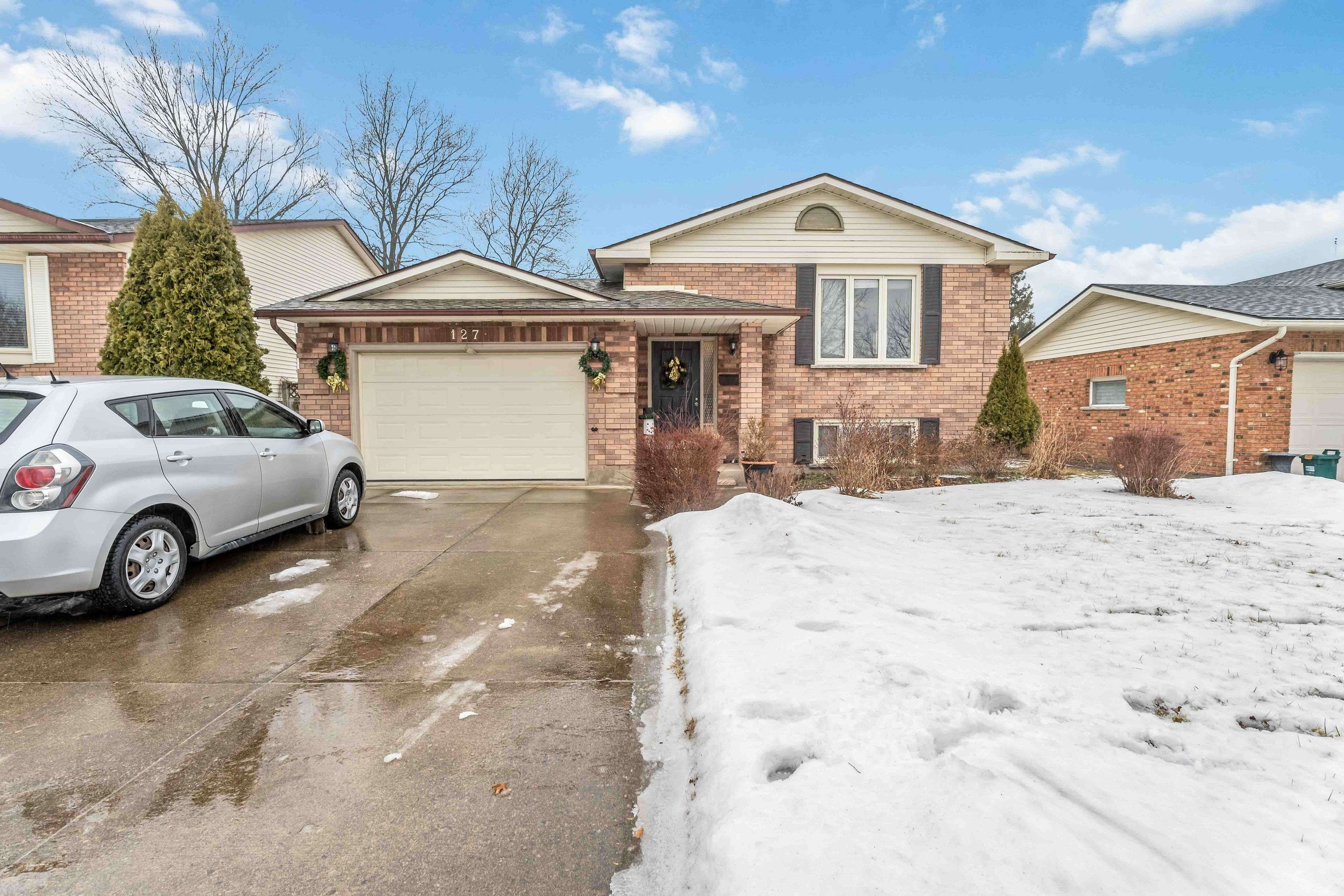 Welland, ON L3C 6M5,127 Melissa CRES