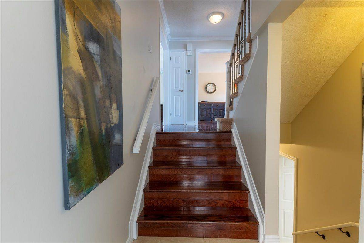Hunt Club - Windsor Park Village And Area, ON K1V 9X7,3065 UPLANDS DR