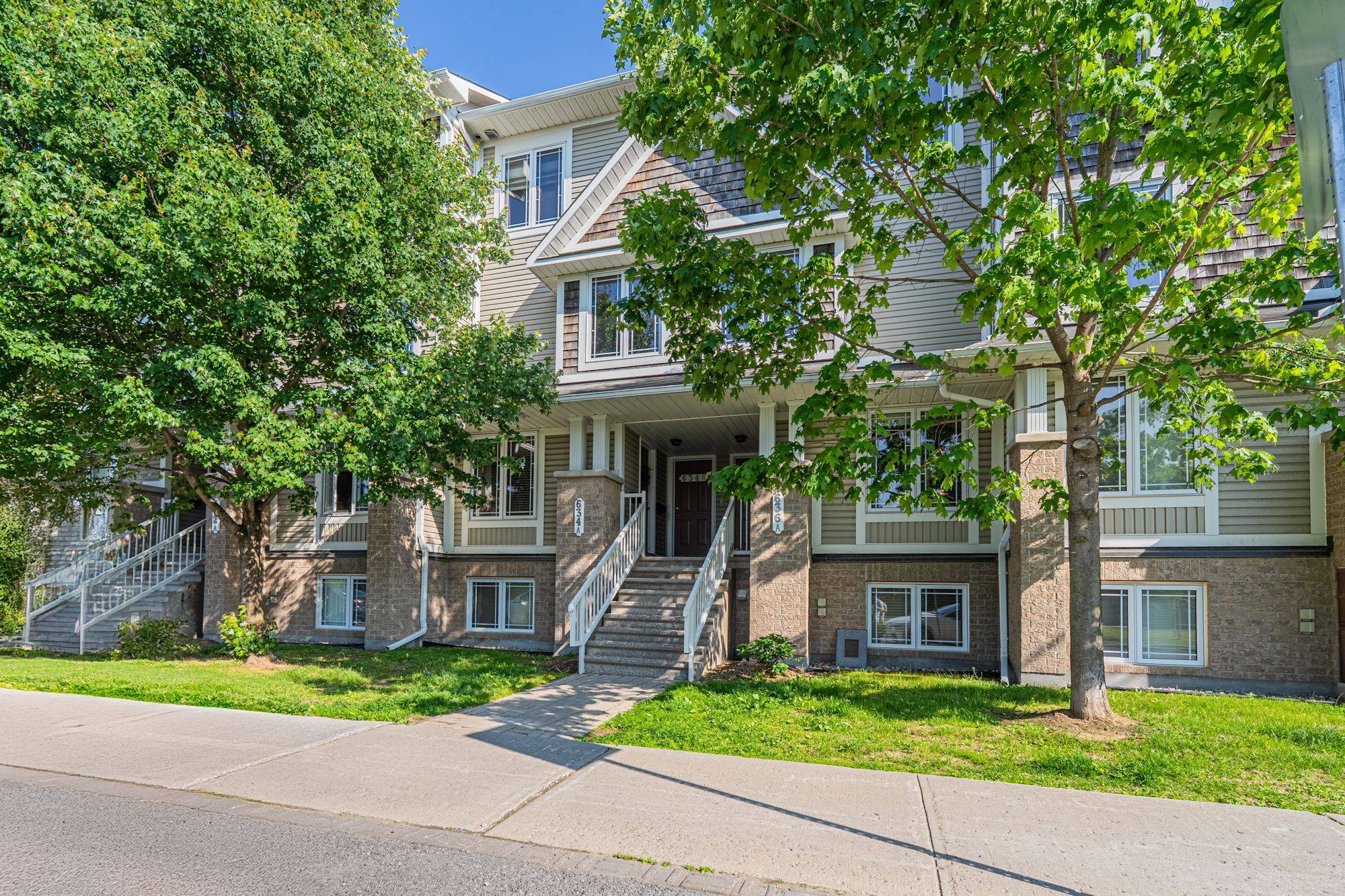 Barrhaven, ON K2J 0V4,634 Chapman Mills DR #B