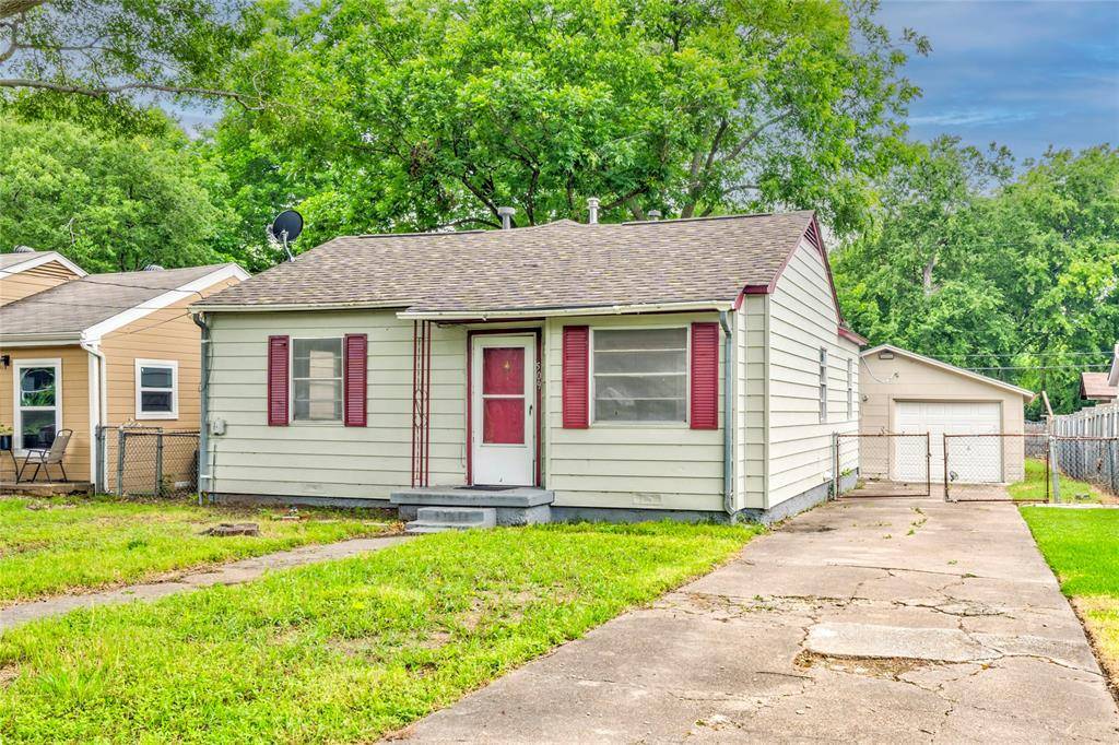 Mesquite, TX 75149,509 Walnut Drive