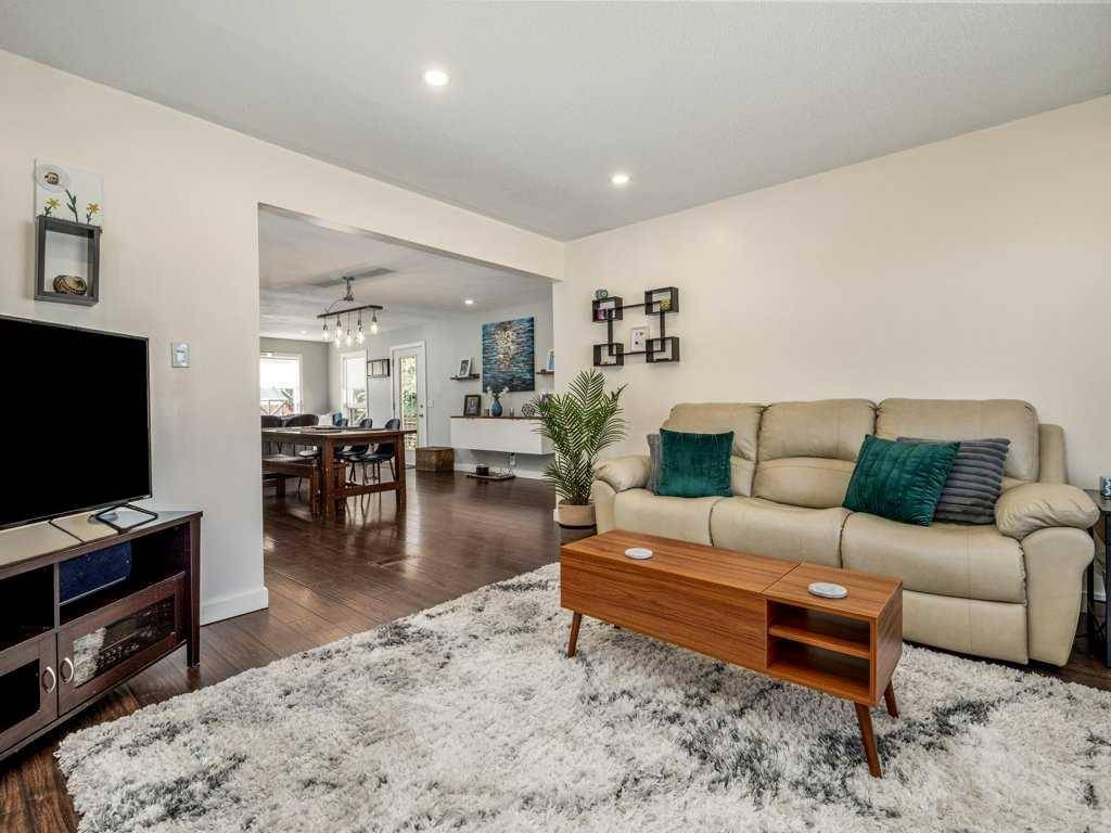 Lethbridge, AB T1K 3G7,1613 Lakeside RD South