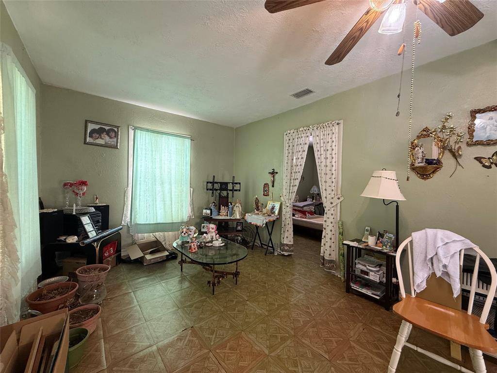 Dallas, TX 75227,7032 Wofford Avenue