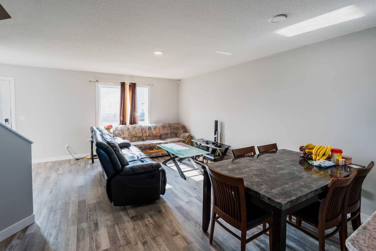 Clairmont, AB T8X5C8,11201 95 ST #D