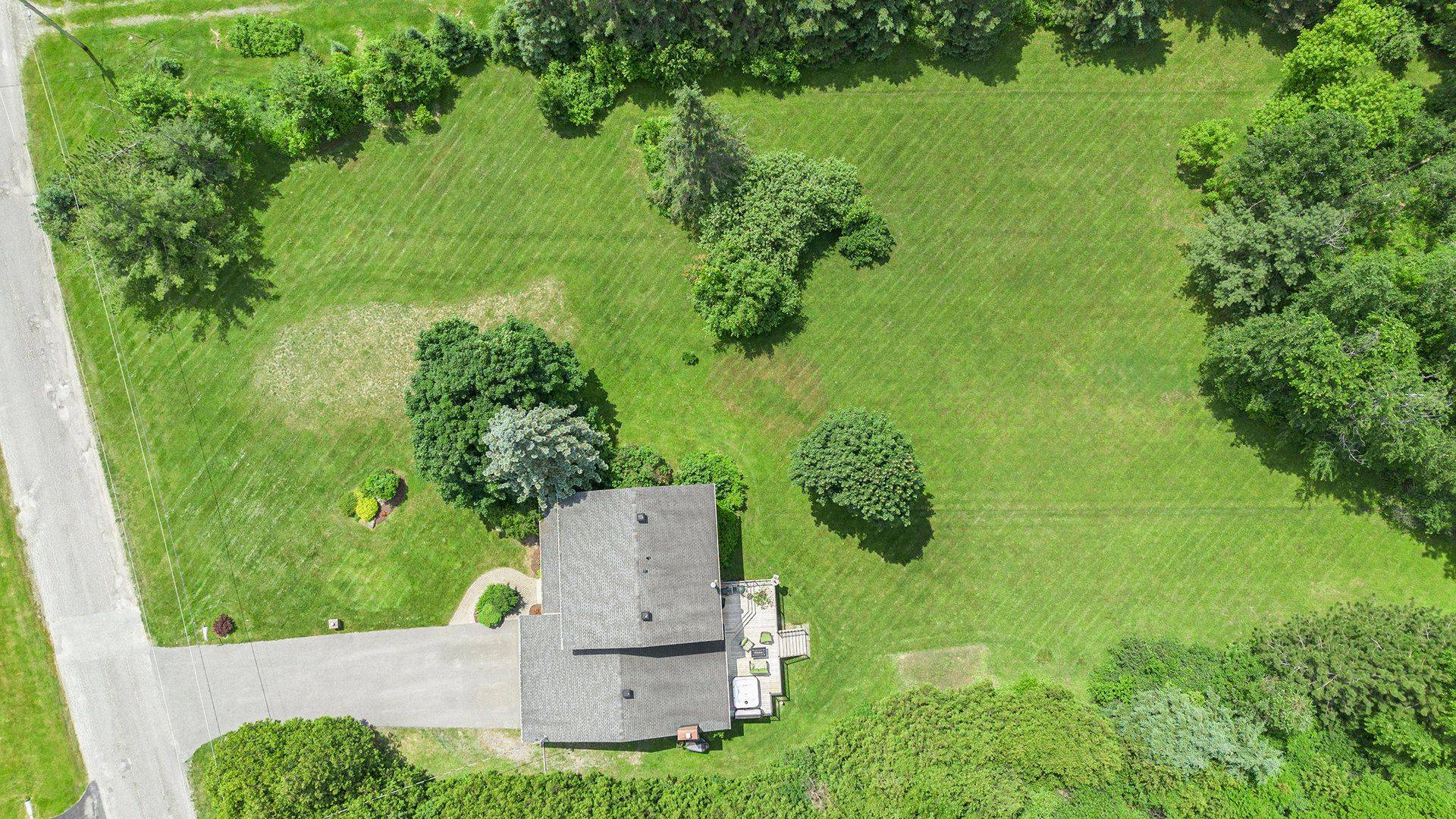 Kanata, ON K2W 1A6,34 Grierson LN