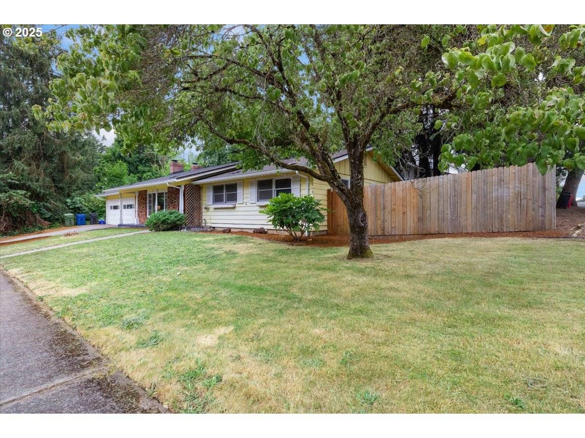Salem, OR 97302,3917 9TH CT
