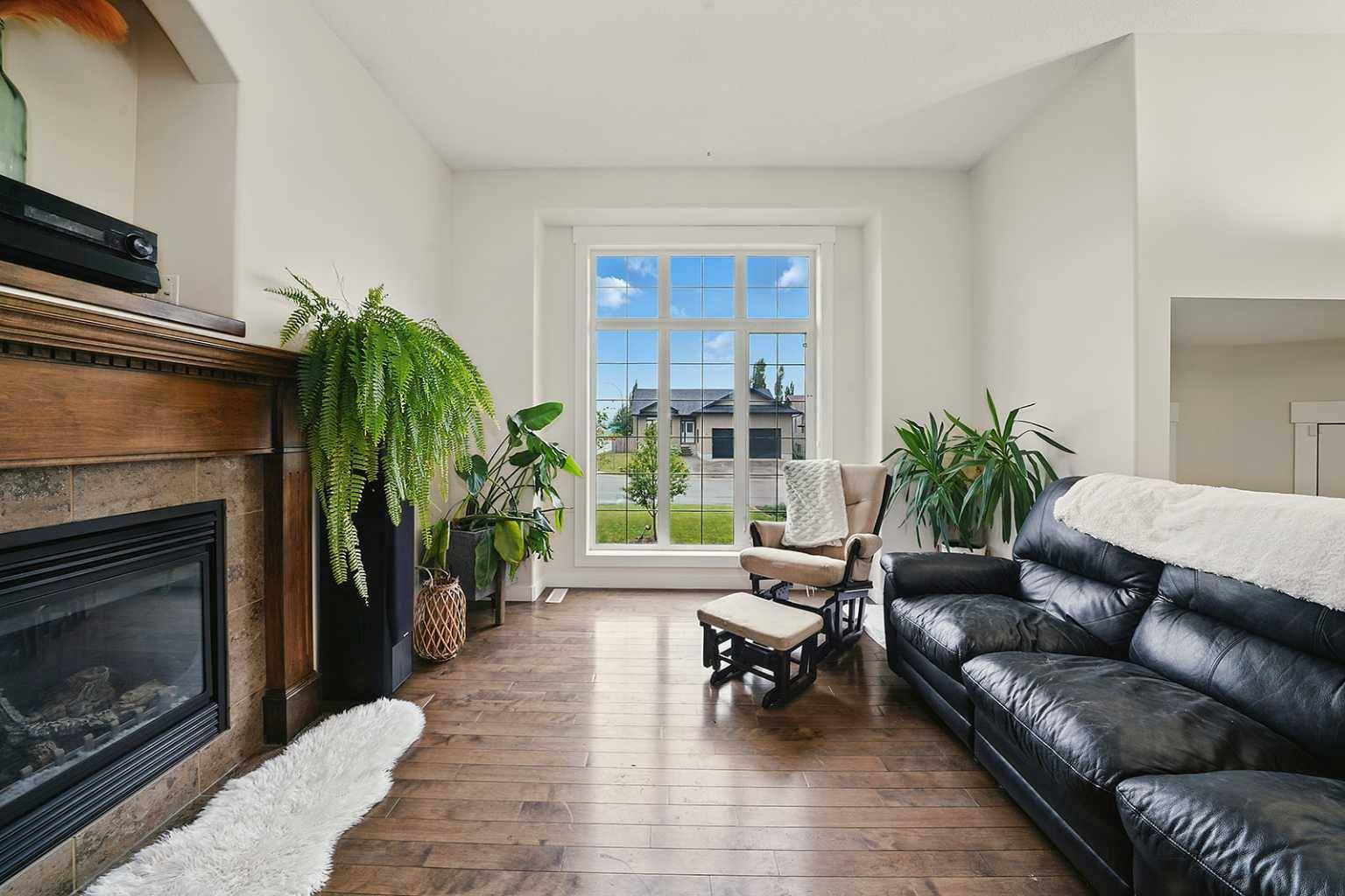 Sylvan Lake, AB T4S2P2,1 Holbrook PL