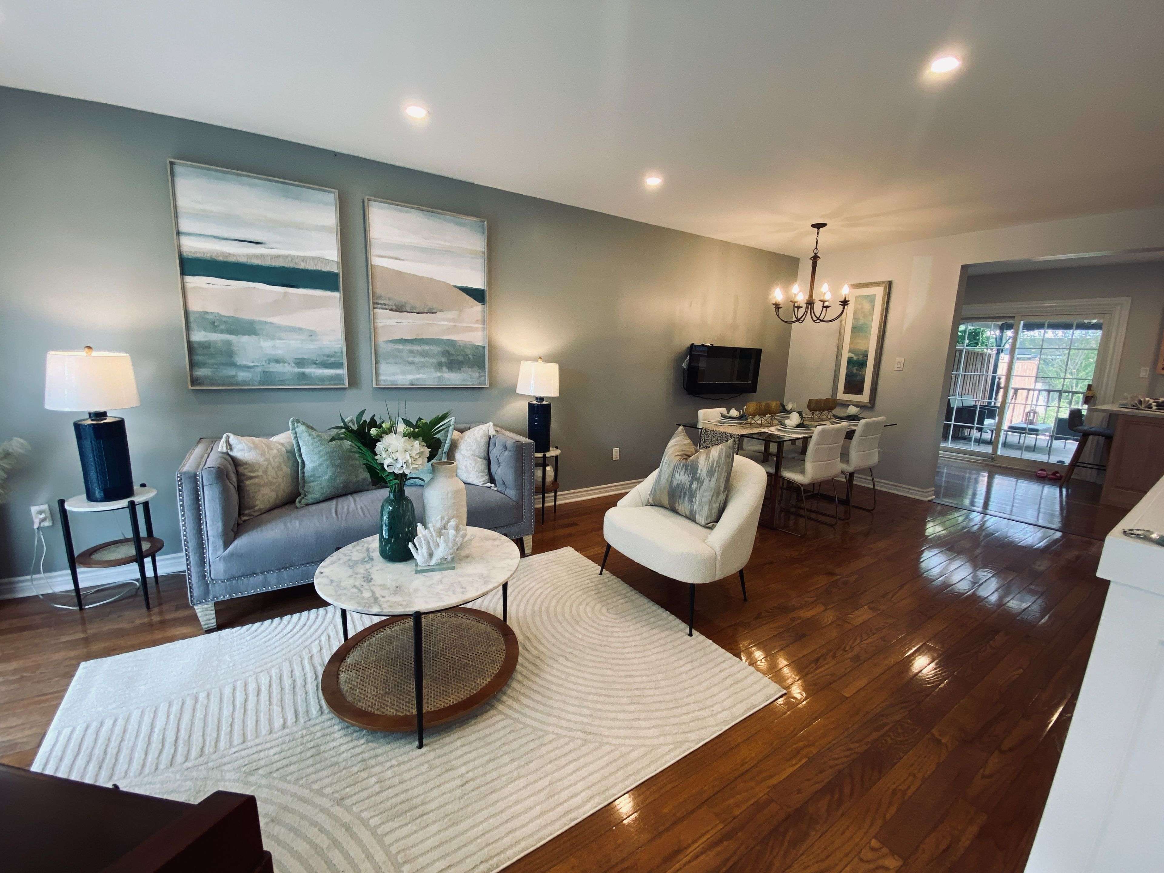 Oakville, ON L6H 1H7,184 Mccraney ST W