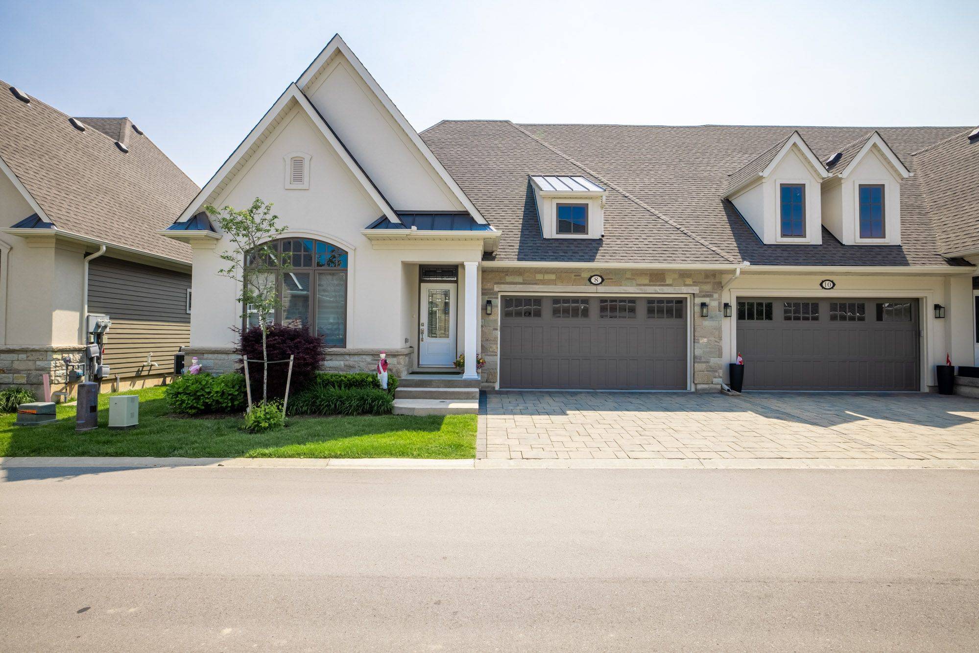 8 Sassafras ROW, Fort Erie, ON L0S 1N0
