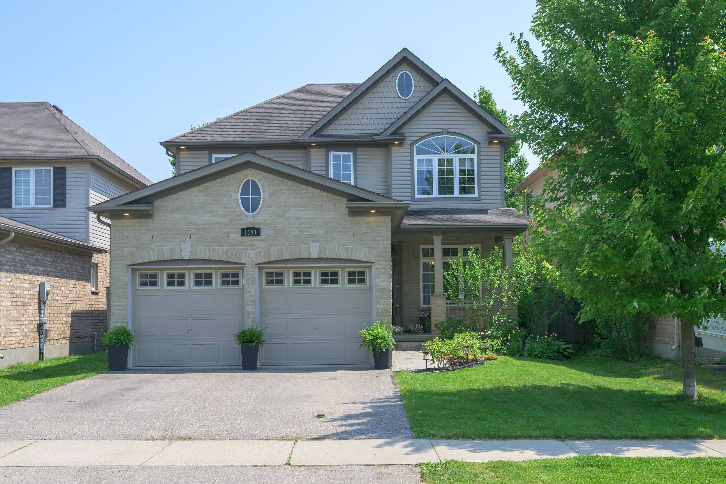 1141 Foxcreek RD, London North, ON N6G 0C3