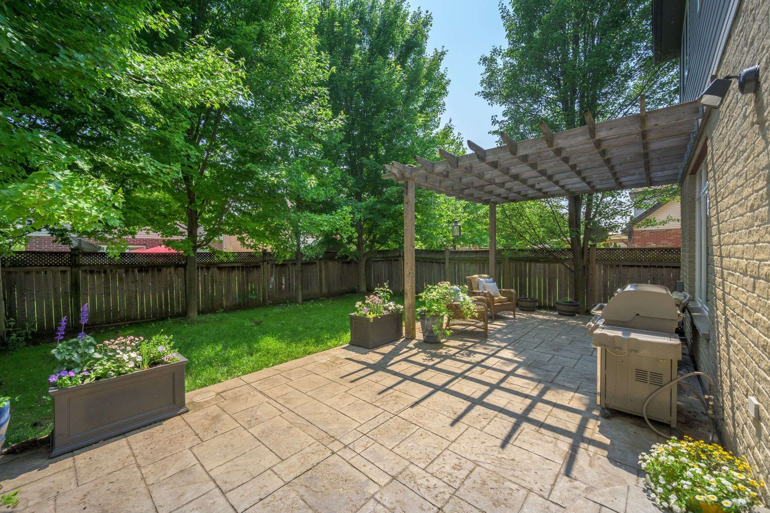 London North, ON N6G 0C3,1141 Foxcreek RD