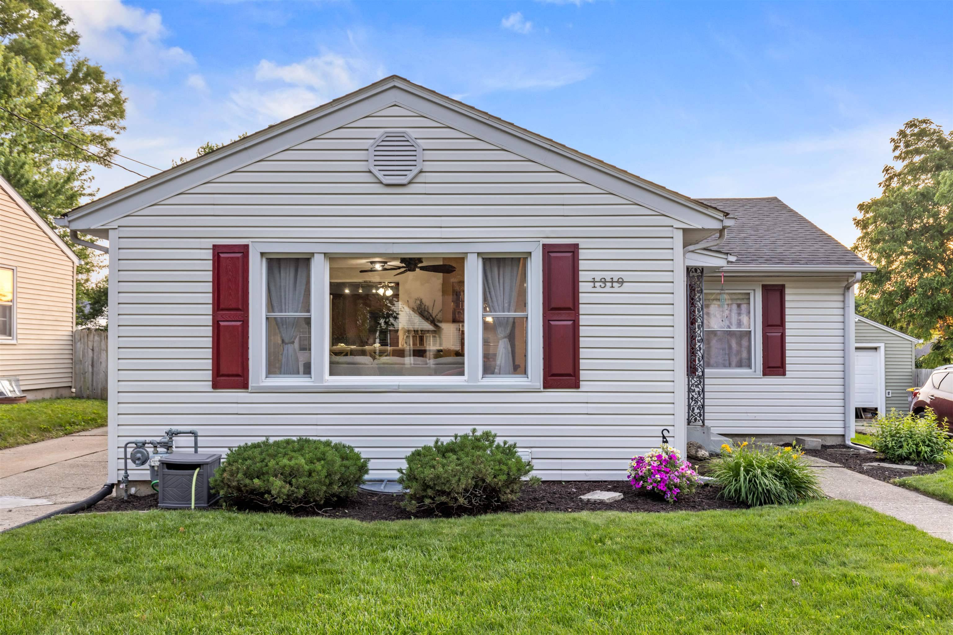 1319 27th Street, Rockford, IL 61108