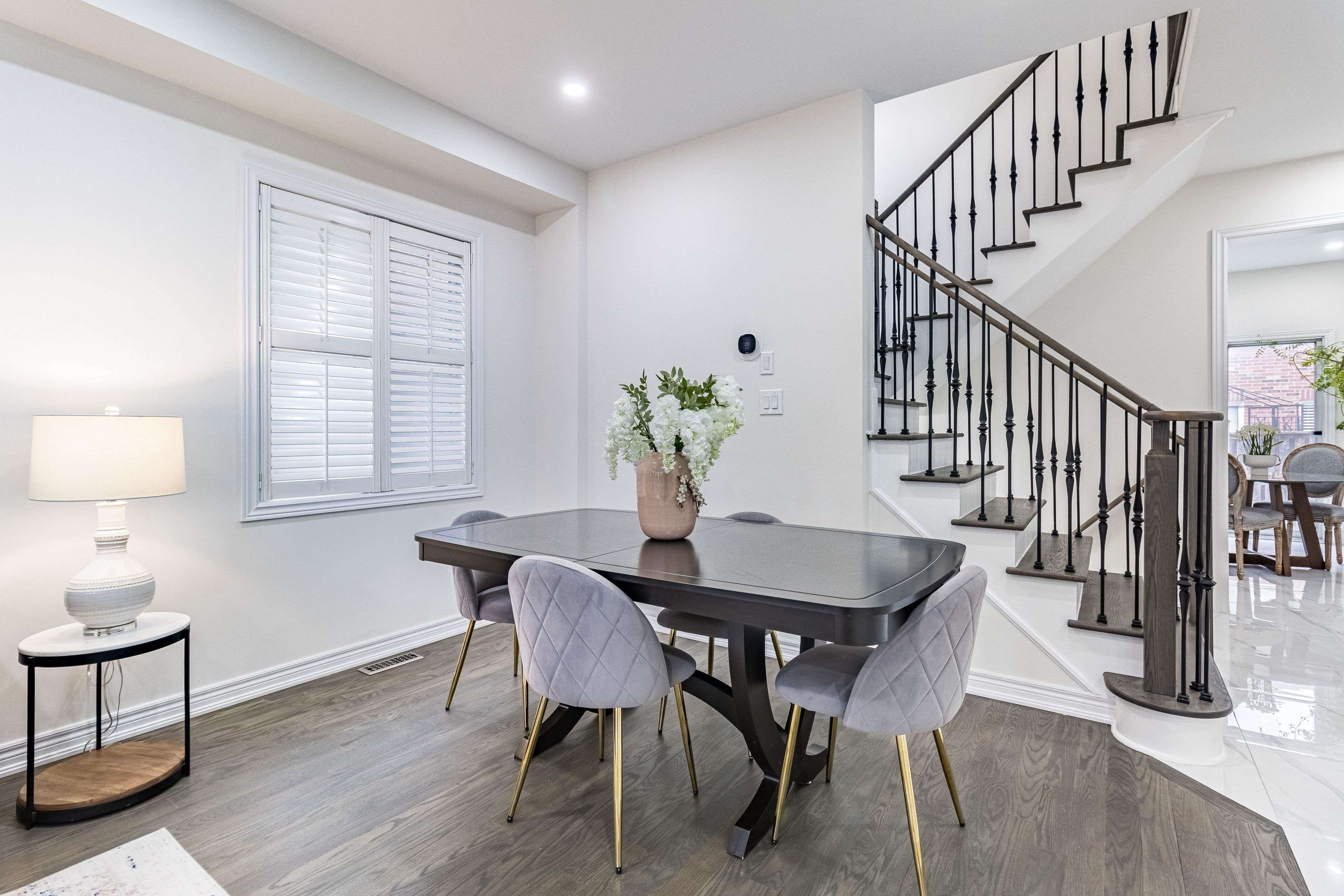 Brampton, ON L6P 2C2,27 Summershade ST