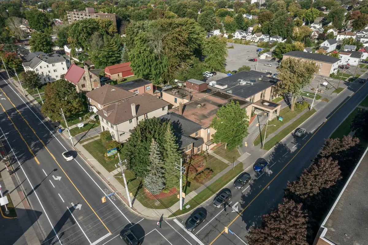 439 Second ST E, Cornwall, ON K6H 1Z2