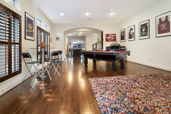 Dallas, TX 75219,2406 Knight Street