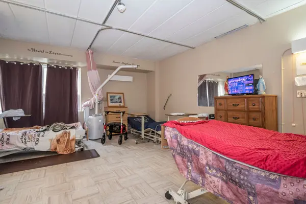 439 Second ST E, Cornwall, ON K6H 1Z2