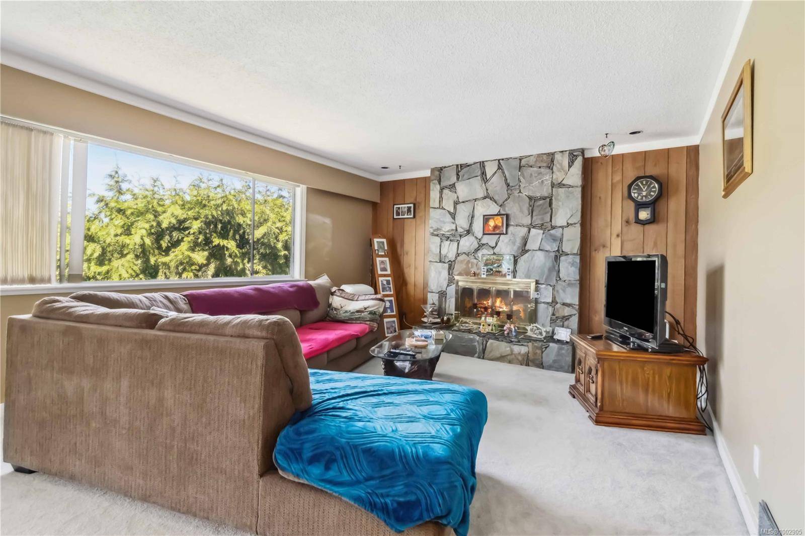Saanich, BC V8N 4N8,4441 Torrington Rd