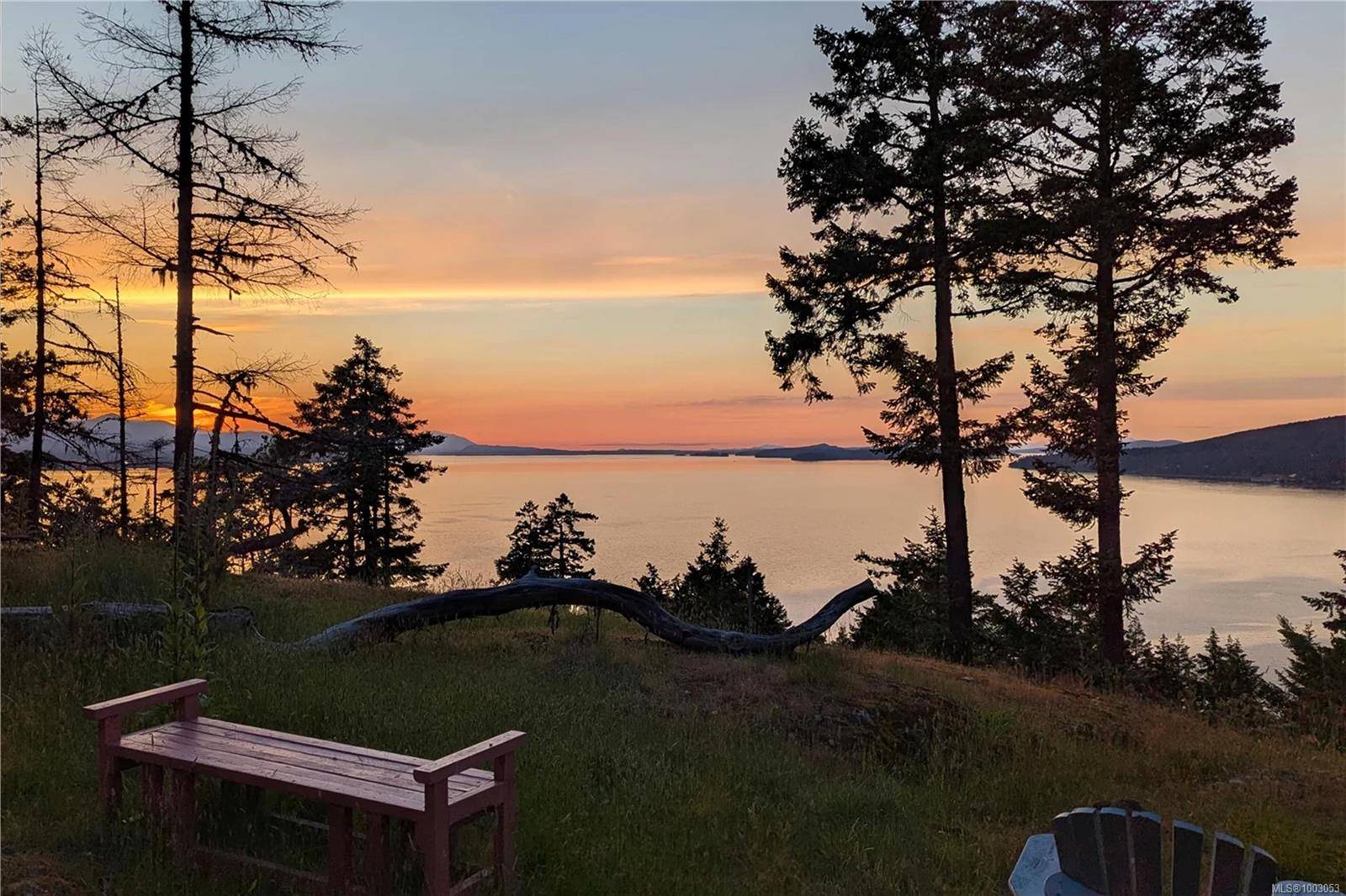 Salt Spring, BC V8K 0A3,115 Narrows West Rd