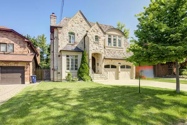 216 Parkview AVE, Toronto C14, ON M2N 3Y8