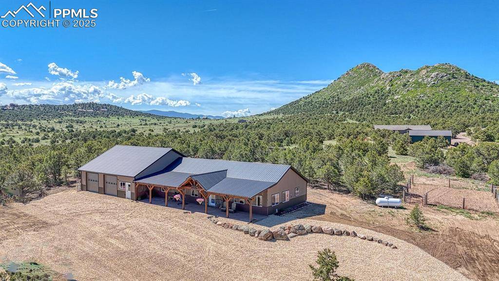 1625 Black Cloud CIR, Westcliffe, CO 81252