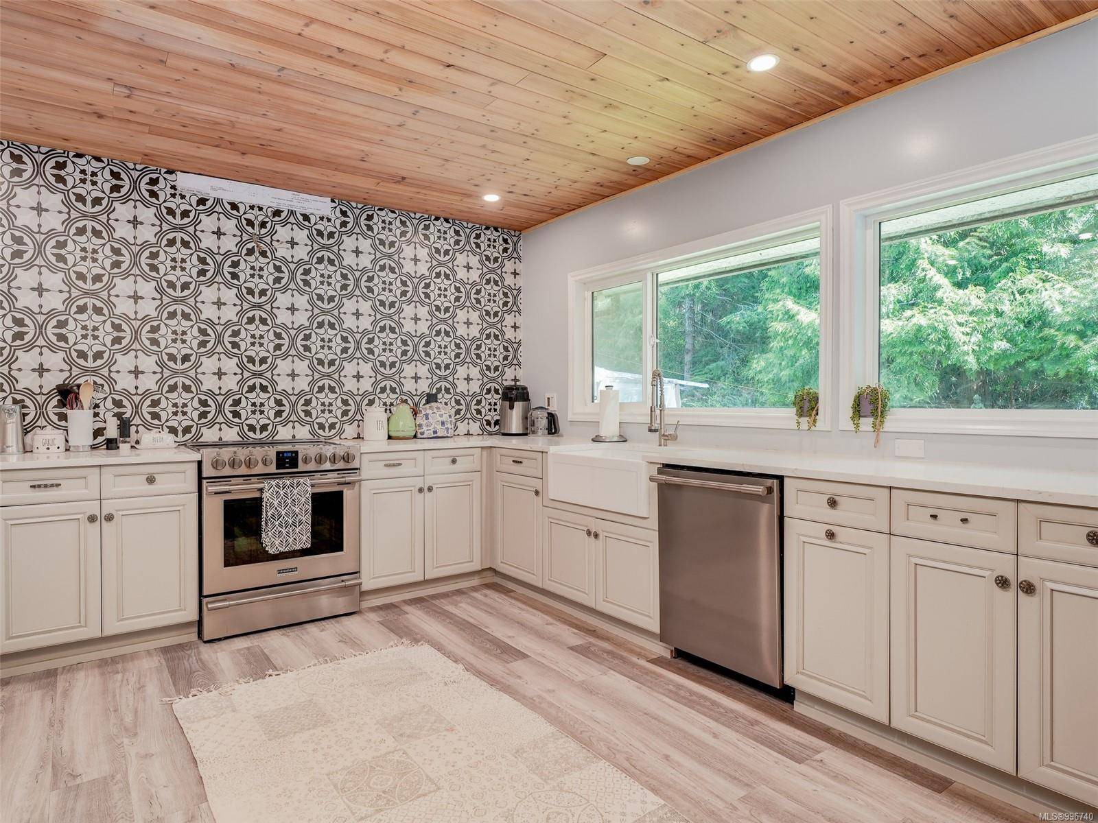Sooke, BC V9Z 1G6,2805 Woodhaven Rd