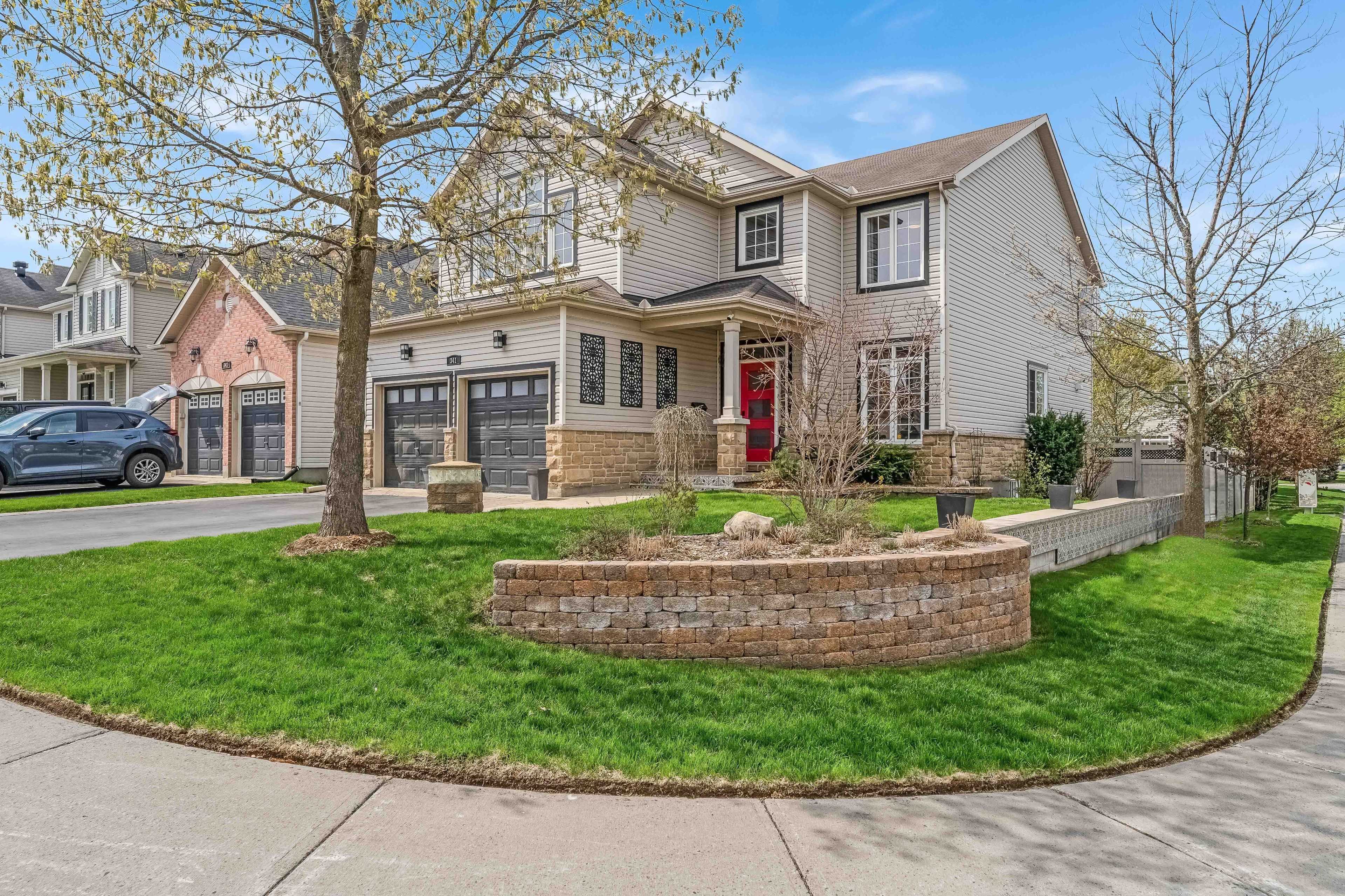 Barrhaven, ON K2J 0L6,341 Shadehill CRES