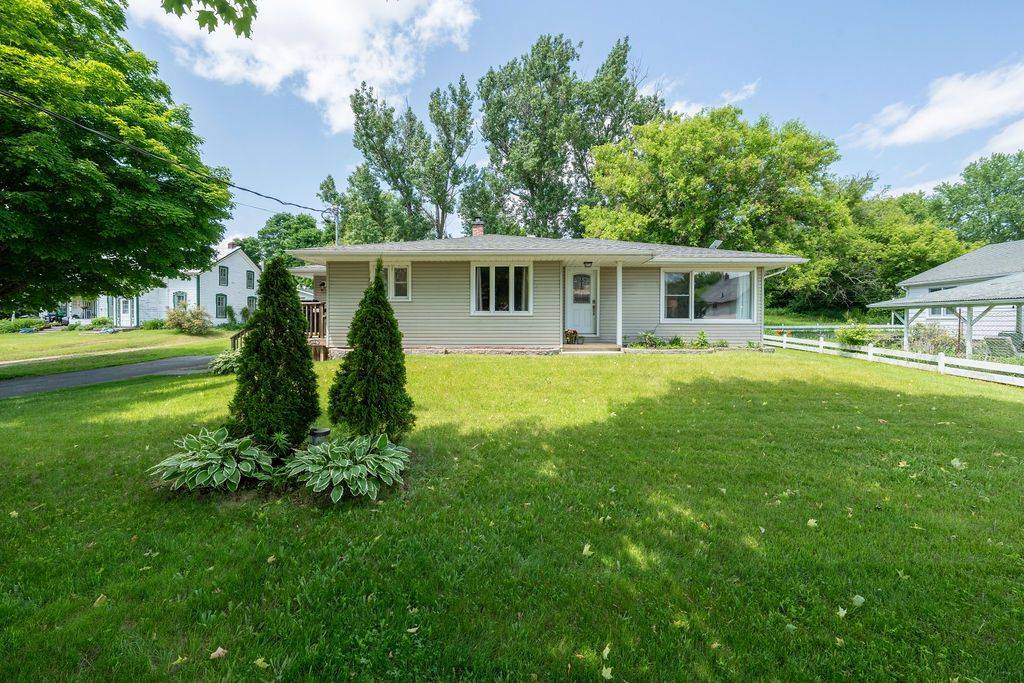 Frontenac, ON K0H 2K0,1036 Wagarville RD